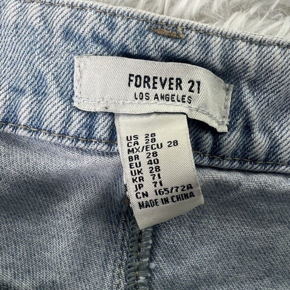 FOREVER 21 Womens SIZE 28 Cut Off Shorts Light Blue Denim Distressed Rips - Picture 7 of 11